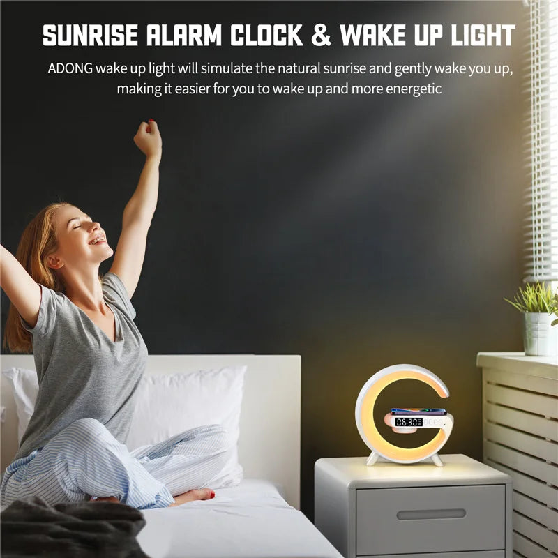 Reloj alarma multifuncional, cargador y luz led.